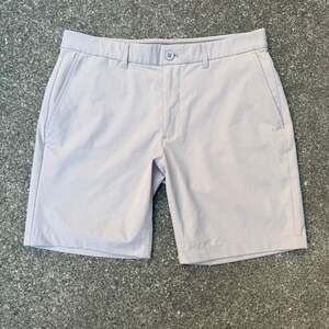 Holderness & Bourne shorts fescue